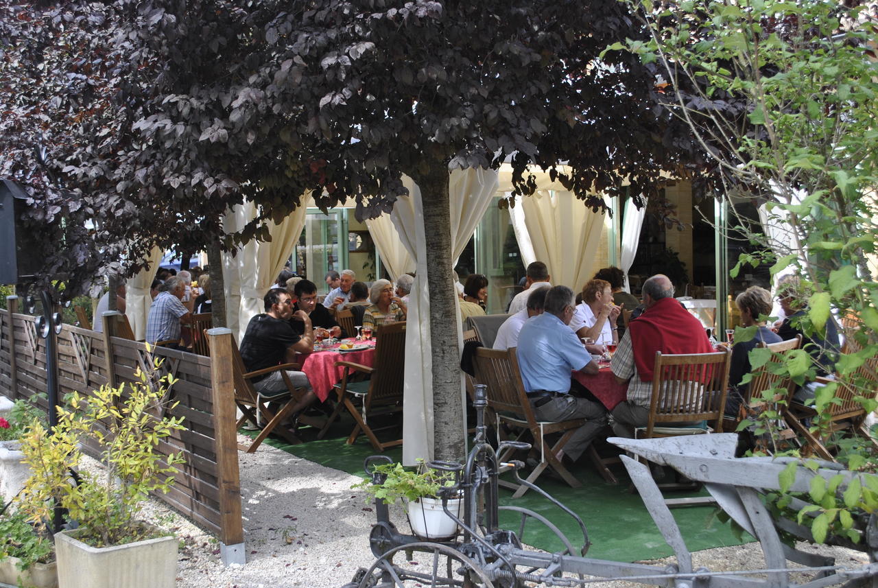 Hôtel Auberge de La Nauze Sagelat Exterior foto
